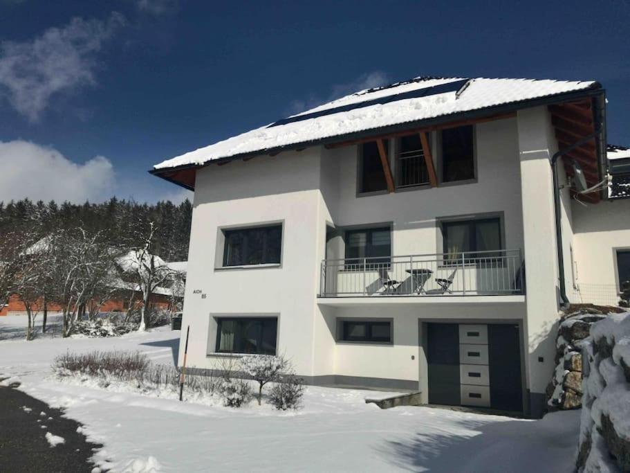 Villa Haus Im Gruenen Bad Zell Exterior foto